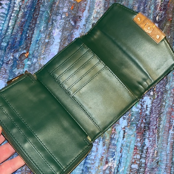 Dune London Green Velvet Wallet - Picture 4 of 13